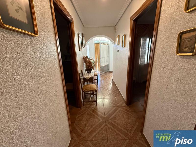 Foto 30550d0d-d90c-47d6-82c9-a25f52c7e696. Chalet con camino riscaldamento parcheggio in Soto de Medinilla Valladolid