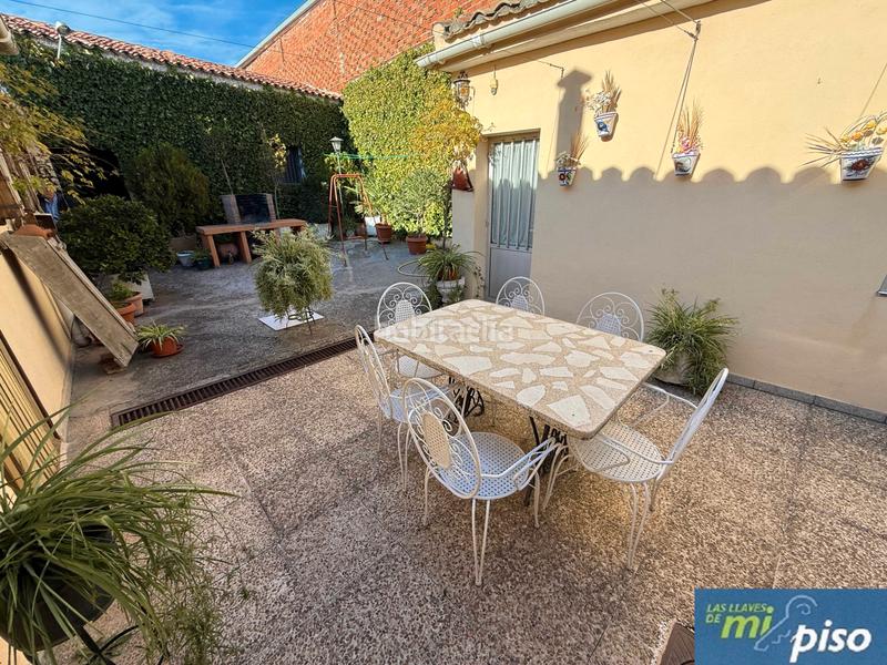 Foto 3547cc49-1a2f-4fb5-83b9-fd9e99abe272. Chalet con camino riscaldamento parcheggio in Soto de Medinilla Valladolid