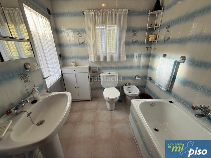 Foto 3d76de24-4c3a-4714-b911-fedb0e22407d. Chalet con camino riscaldamento parcheggio in Soto de Medinilla Valladolid