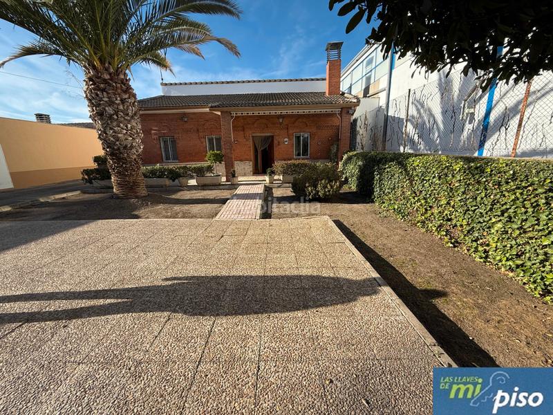 Foto 64935877-486e-4630-8773-8dea2d1956c3. Chalet con camino riscaldamento parcheggio in Soto de Medinilla Valladolid