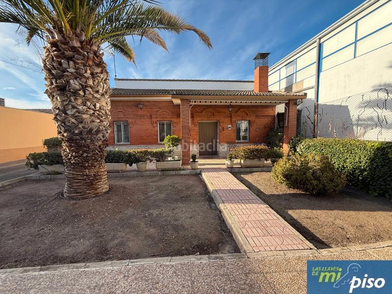 Foto 7649853e-bac1-4733-ab59-b853387dab40. Chalet con camino riscaldamento parcheggio in Soto de Medinilla Valladolid