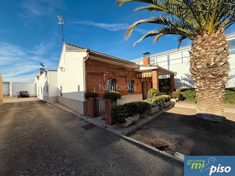 Foto 81cecf8d-7c70-4072-9278-a1edc49b2946. Chalet con camino riscaldamento parcheggio in Soto de Medinilla Valladolid