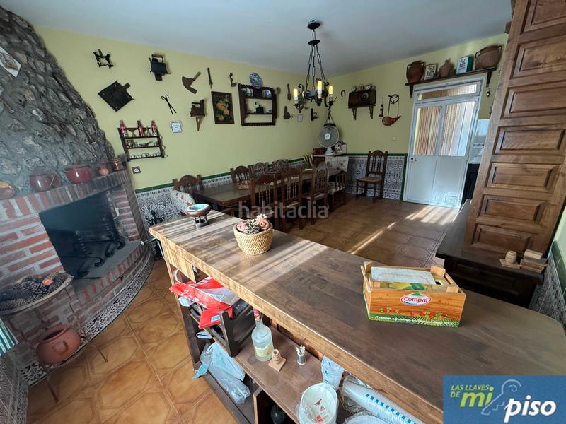 Foto c03effff-95f9-4f8e-a3e6-5ea698957f8a. Chalet con camino riscaldamento parcheggio in Soto de Medinilla Valladolid