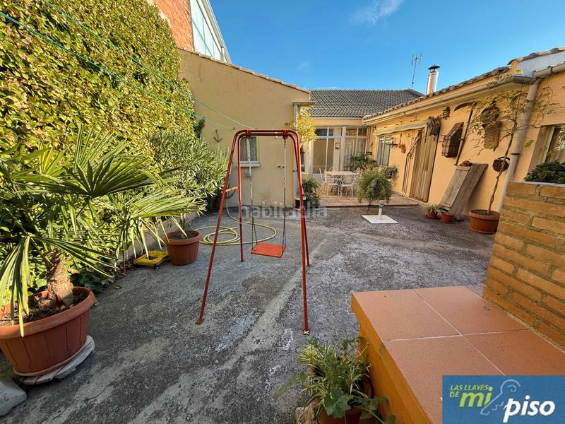 Foto f7c17eaa-1c61-4640-8d75-8d1a6f2f79ec. Chalet con camino riscaldamento parcheggio in Soto de Medinilla Valladolid