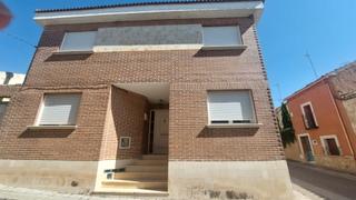 Maison jumelée à Calle real 2. Oportunidad vivienda en villafuerte de esgueva de dos plantas, t