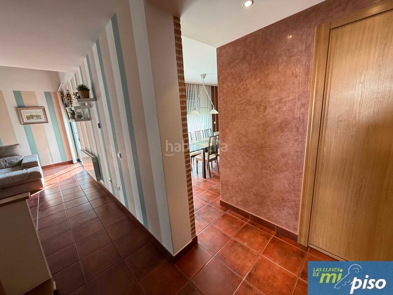 Foto 029ab2f5-97cf-4886-b526-36c71786e64d. Casa a schiera con camino riscaldamento parcheggio in Cabezón de Pisuerga