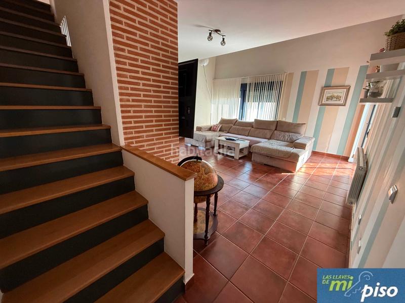 Foto 19f7bf15-7c09-4507-9642-5278acbc3a60. Casa a schiera con camino riscaldamento parcheggio in Cabezón de Pisuerga