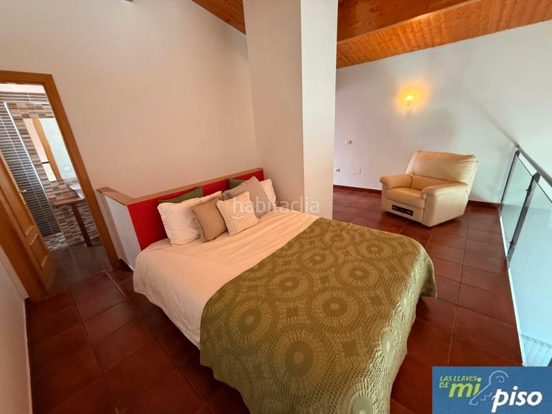 Foto 2660ac9c-c3c4-4249-9bff-18461ce7b065. Casa a schiera con camino riscaldamento parcheggio in Cabezón de Pisuerga