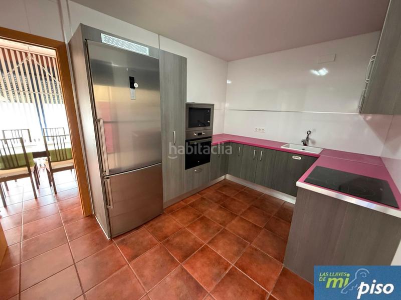 Foto 6a1a11df-df4d-479d-a650-21205d5c2692. Casa a schiera con camino riscaldamento parcheggio in Cabezón de Pisuerga