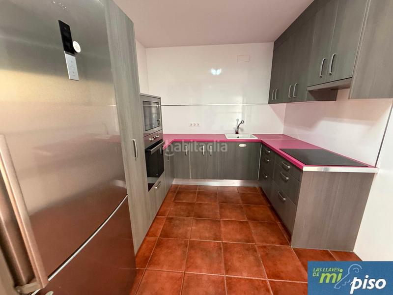 Foto b35f9fef-2168-4138-b09e-edf055eb12e0. Casa a schiera con camino riscaldamento parcheggio in Cabezón de Pisuerga