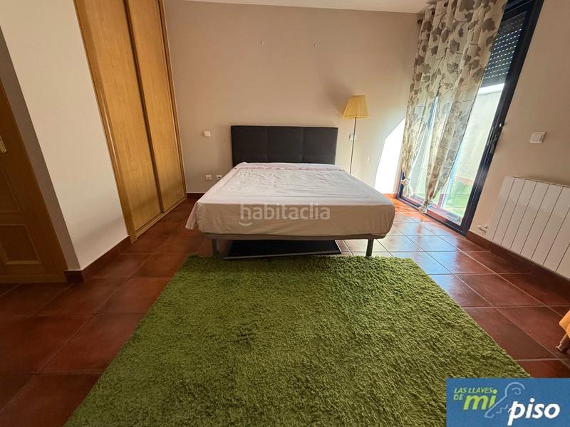 Foto b9049fdb-b0a6-40af-aaf6-eef0fb30da11. Casa a schiera con camino riscaldamento parcheggio in Cabezón de Pisuerga