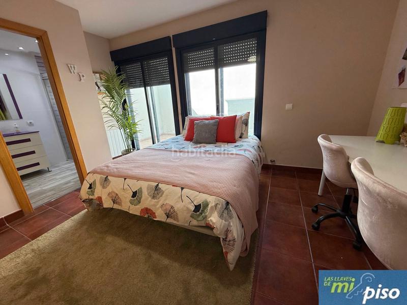 Foto cea0acd6-6aa1-4a73-a31f-5476f1974da9. Casa a schiera con camino riscaldamento parcheggio in Cabezón de Pisuerga