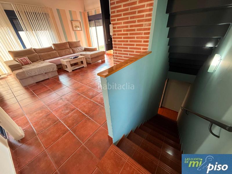 Foto ea3659d3-ac98-4b6b-9837-58376e35d41f. Casa a schiera con camino riscaldamento parcheggio in Cabezón de Pisuerga