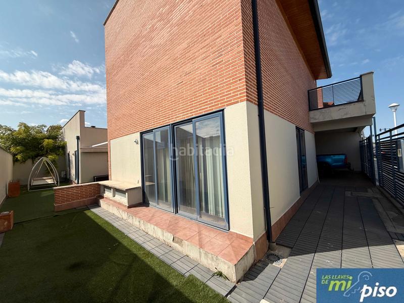 Foto f1417282-542c-4856-955c-a03c1abec7b4. Casa a schiera con camino riscaldamento parcheggio in Cabezón de Pisuerga