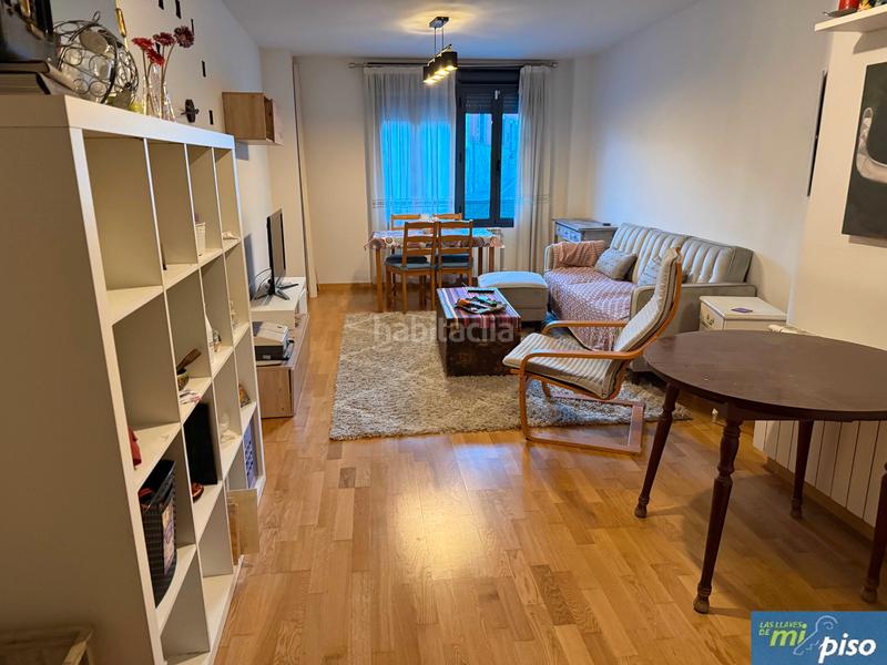 Foto 9beacd2f-67dd-48f8-b498-107e0ca329cd. Appartement dans calle fuente 4 dans Fuensaldaña