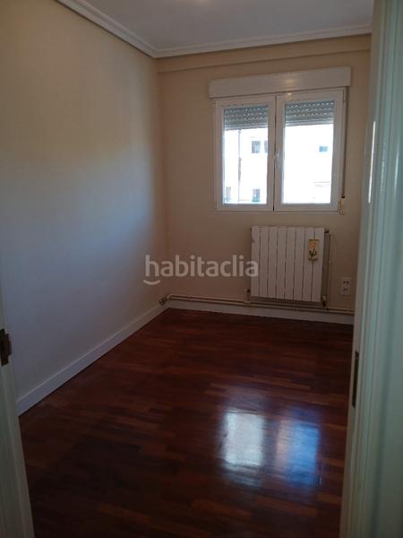 Foto 1afdeb9e-e4fd-48d8-941f-a0da77a3a686. Etagenwohnung in calle de la penitencia 2 in Hospital Valladolid