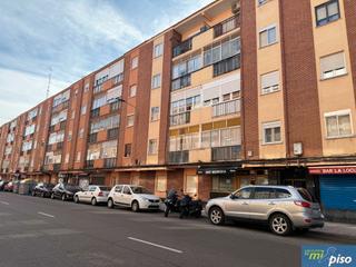 Appartement  Calle de la hipica 16. Oportunidad vivienda frente al corte inglés de tres dormitorios.