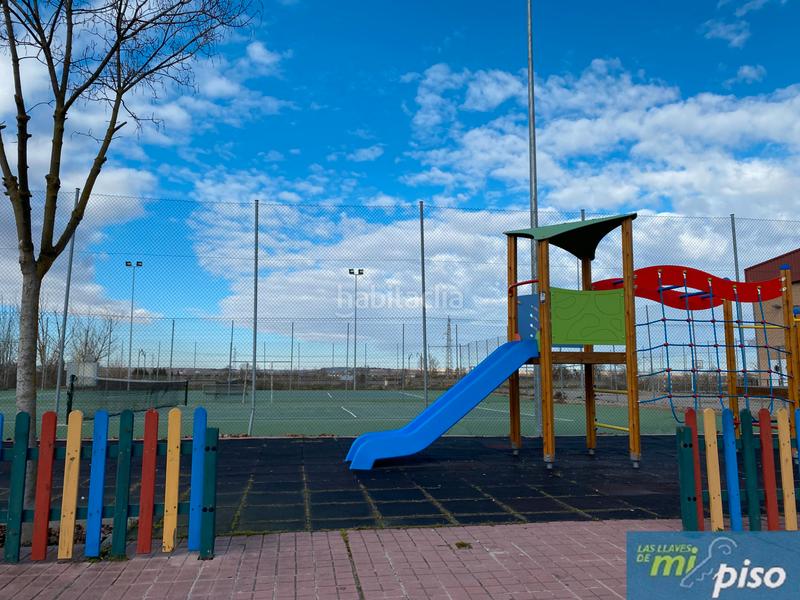 Foto b1f19239-c2c1-4260-b878-a8ba8aad4c1a. Pis a avenida deporte 2 a Cabezón de Pisuerga