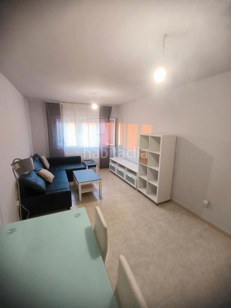 Foto f381a992-0c3c-482f-ad5d-2032e548dac0. Pis a avenida deporte 2 a Cabezón de Pisuerga