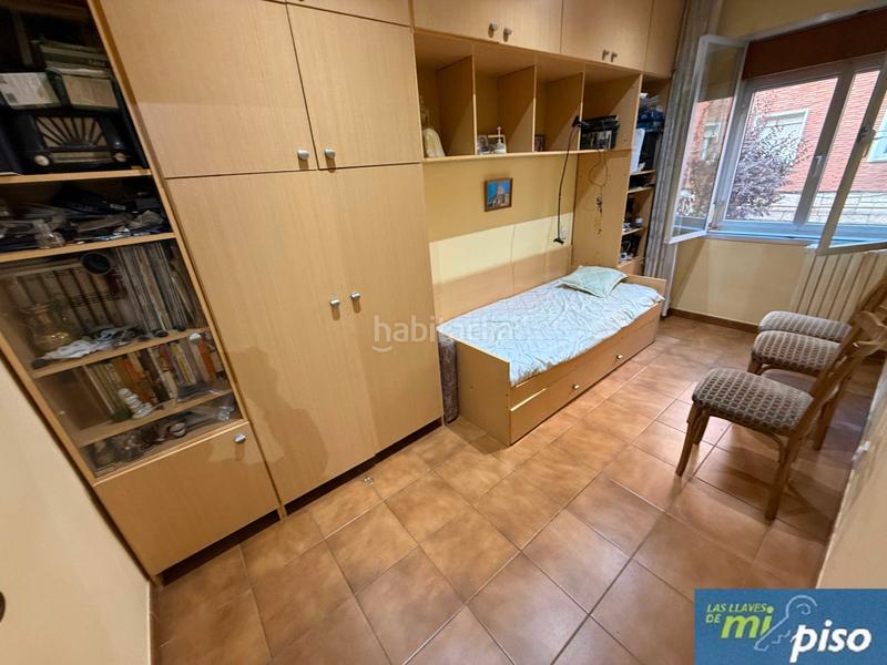 Foto 2de144fb-9631-4e42-9c9d-4c3c4dd63e91. Flat in calle sorozábal 4 in Cuatro de Marzo Valladolid