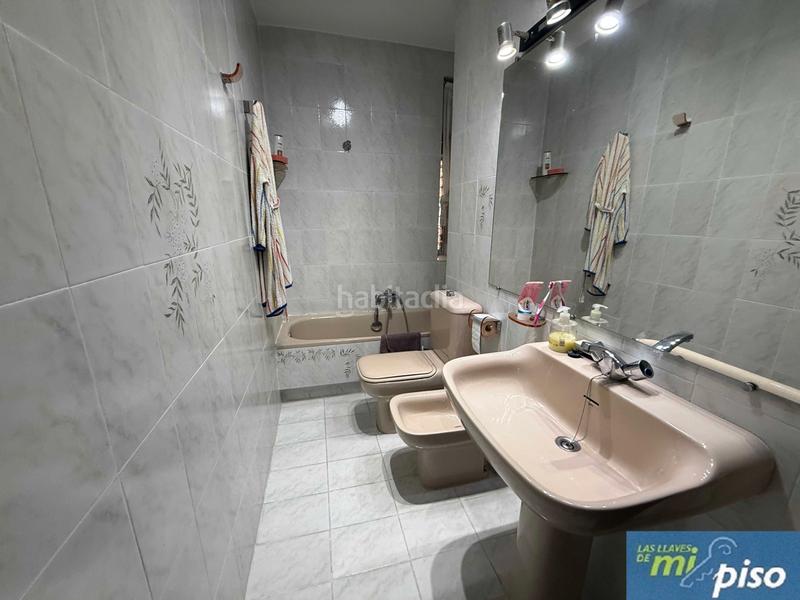 Foto 6c93e362-3e7c-4f08-a4c9-f68911da15f2. Flat in calle sorozábal 4 in Cuatro de Marzo Valladolid