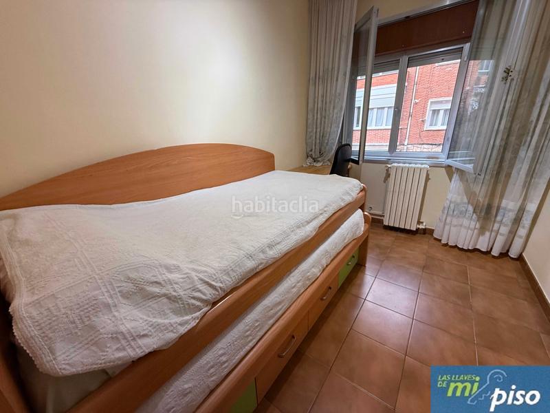 Foto 6cdcf3ed-fc6c-4ba0-9d60-2feda451988b. Flat in calle sorozábal 4 in Cuatro de Marzo Valladolid