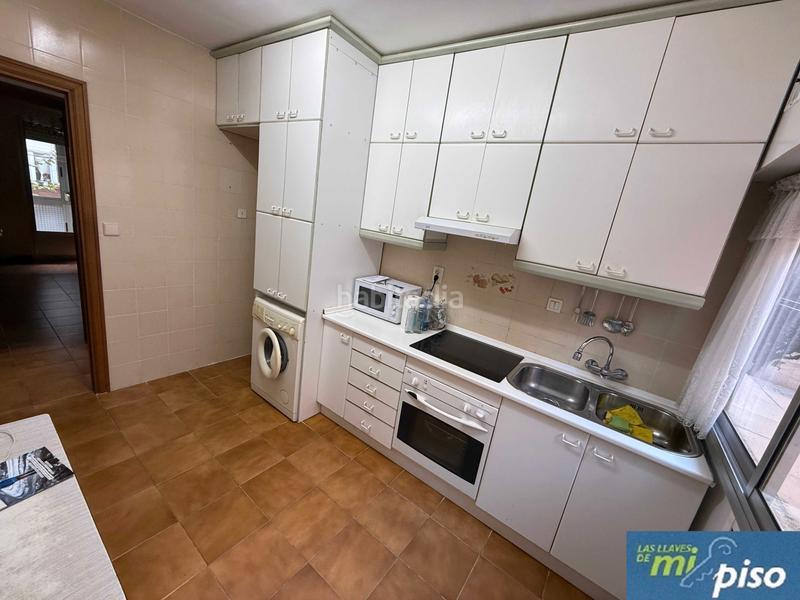 Foto 6fcee60e-b7e5-411f-b643-6467d063e23c. Flat in calle sorozábal 4 in Cuatro de Marzo Valladolid