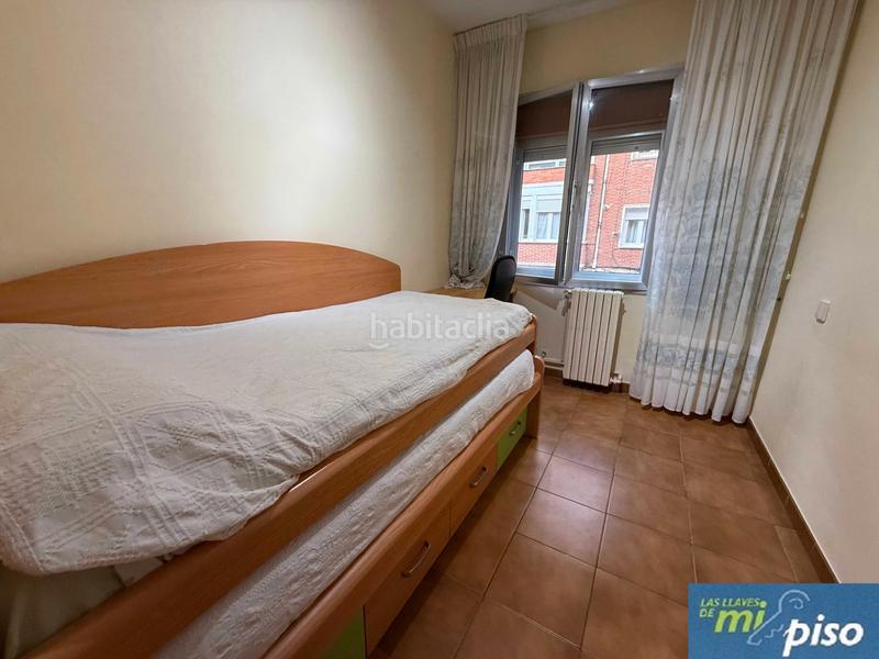 Foto b435ed67-18eb-4dbc-98ce-c8e6730dedb4. Flat in calle sorozábal 4 in Cuatro de Marzo Valladolid
