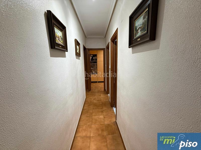 Foto f65314b9-dd66-49d1-a396-eb6f85ece5d9. Flat in calle sorozábal 4 in Cuatro de Marzo Valladolid