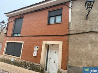 Maison jumelée  Calle tenerías. Oportunidad casa en cigales de dos dormitorios, dos baños.