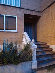 Casa adossada a Calle Miguel Delibes 36