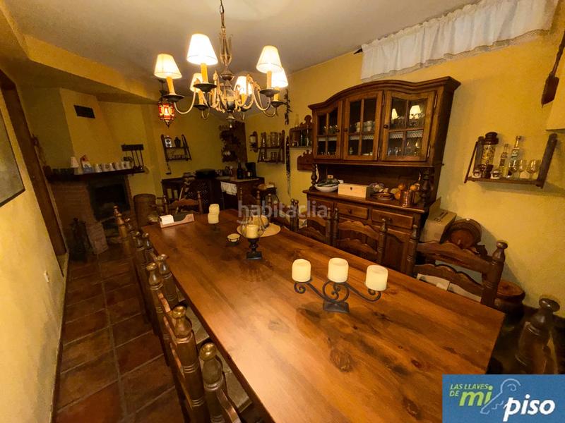 Foto 640d0a50-1a53-4541-b492-280f48d6c71a. Casa adossada amb xemeneia calefacció aparcament piscina a Valladolid