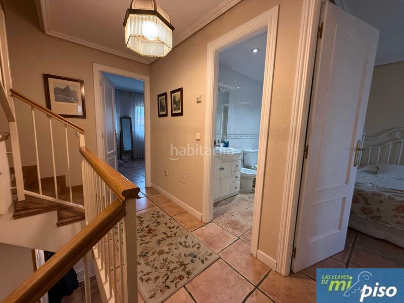 Foto a8e8b7da-c7d2-4be5-a69f-262374d844b1. Casa adossada amb xemeneia calefacció aparcament piscina a Valladolid