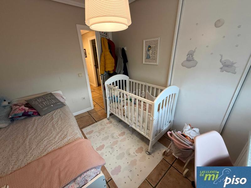 Foto af957d86-a056-4f49-8cb4-c0ec9c14c2e3. Casa adossada amb xemeneia calefacció aparcament piscina a Valladolid