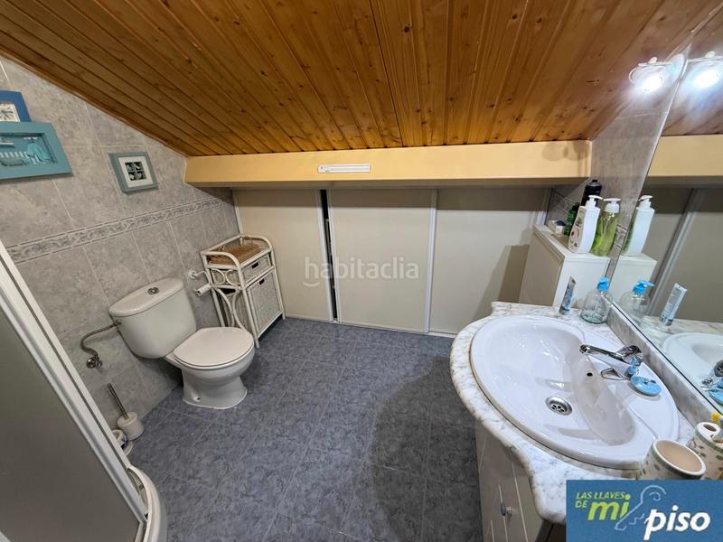 Foto c34e88e9-4de1-441d-b3f5-d00c93d0eb22. Casa adossada amb xemeneia calefacció aparcament piscina a Valladolid