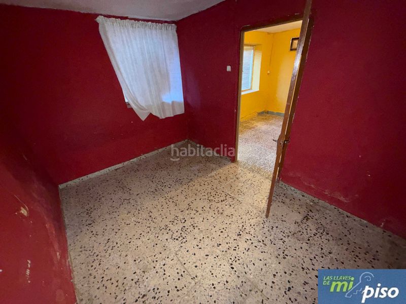 Foto a755a33c-be0a-4ab8-8990-823958043bb9. Casa a calle doctor alej fleming 4 a Valdunquillo