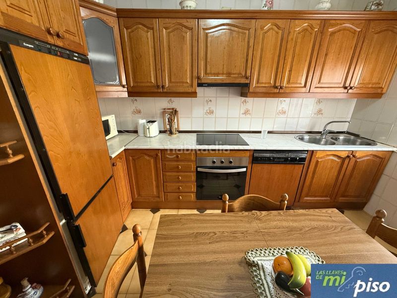 Foto d0b12b00-b73d-474b-a66e-ee1bdc611a8a. Casa a avenida de santander 167 a Soto de Medinilla Valladolid