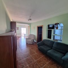 Pis a Calle primitivo aguado 15. Oportunidad vivienda en iscar de dos dormitorios.