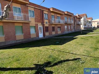 Etagenwohnung in Avenida santiago hidalgo 42. Oportunidad vivienda en valoria reformada de tres dormitorios.