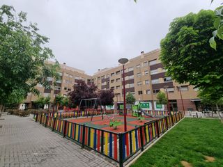 Piso en Plaza de la milagrosa 1. Oportunidad vivienda nueva en delicias de tres dormitorios, dos
