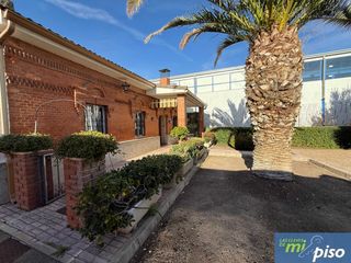 Chalet en Avenida de santander 167. Oportunidad chalet independiente de cinco dormitorios, dos baños