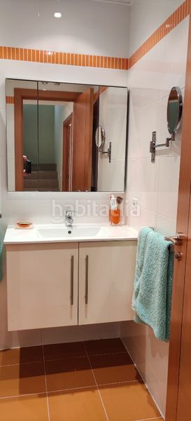 Foto 6cb985a5-9839-4117-960d-e34e34c3edec. Casa adossada amb xemeneia calefacció aparcament a Renedo de Esgueva