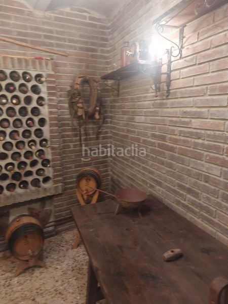 Foto 0f29824d-6971-4fe9-b86c-99791efddb2f. Casa amb xemeneia calefacció aparcament a Matapozuelos