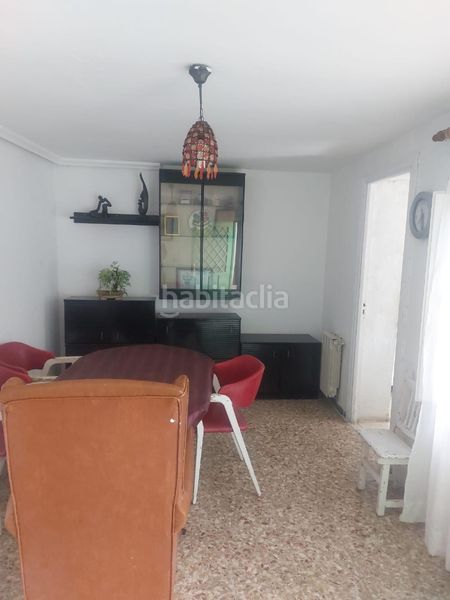 Foto 197a0180-f580-4e7c-98ba-abf21db3d013. Casa amb xemeneia calefacció aparcament a Matapozuelos