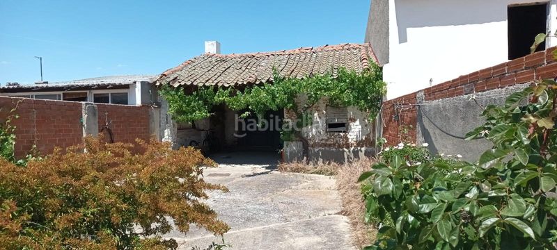 Foto 95512d68-d31e-479d-b66d-13016c6a3042. Casa amb xemeneia calefacció aparcament a Matapozuelos