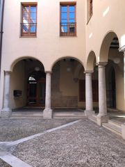 Etagenwohnung in Calle san ignacio 9