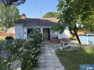 Xalet  Calle tomillo 7. Oportunidad chalet independiente en urbanización la negralada de