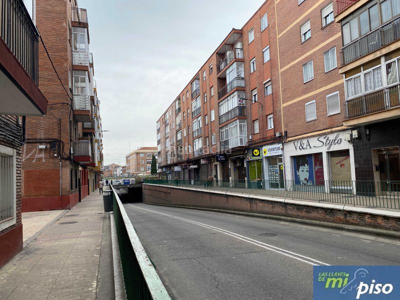 Foto f4a9246d-25c6-46cd-bd45-4755d6373a87. Pis a calle bécquer 3 a Vadillos Valladolid