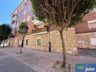 Flat  Calle barbieri 2. Oportunidad vivienda junto al corte ingles de cuatro dormitorios