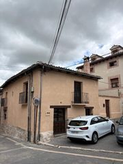 Reihenhaus in Calle del arrabal 24. Oportunidad  casa reformada en simancas.